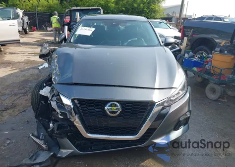 2019 Nissan Altima Sl z USA, uszkodzony, nr VIN 1N4BL4EV0KC158339